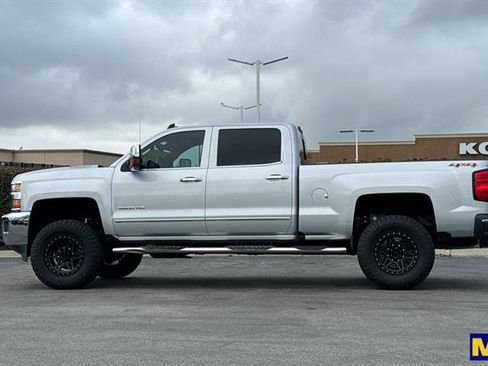 Used 2016 Chevrolet Silverado 3500 LTZ w/ Duramax Plus Package image 7