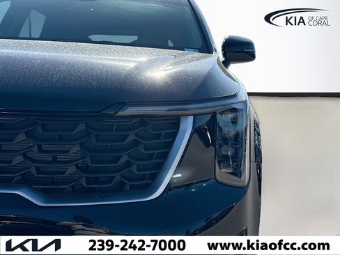 New 2026 Kia Sorento LX FWD image 8