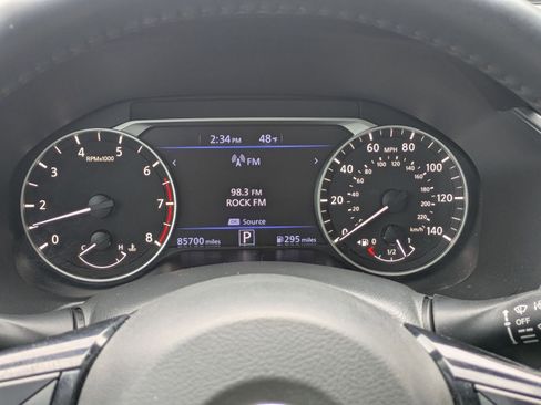 Used 2020 Nissan Altima 2.5 SR w/ Premium Package image 10