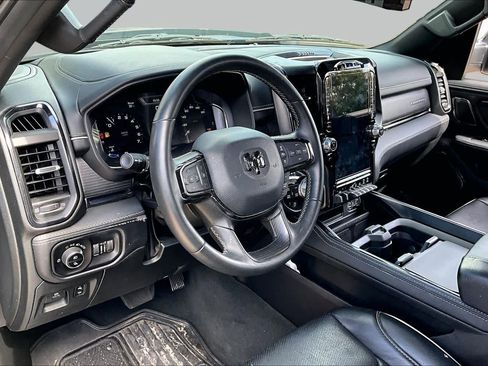 Used 2024 RAM 1500 Limited AWD/4WD image 16