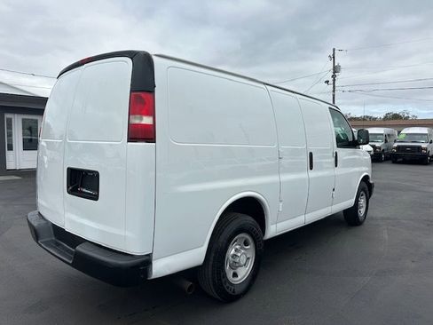 Used 2016 Chevrolet Express 2500 image 5