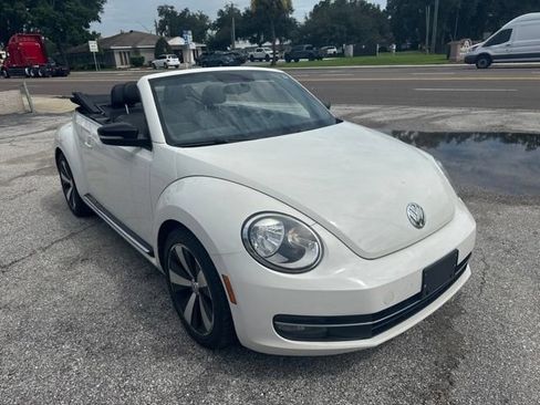 Used 2013 Volkswagen Beetle 2.0T FWD image 3