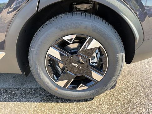 New 2026 Kia Sportage LX FWD image 25