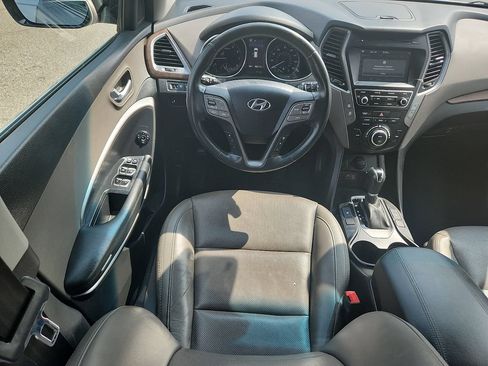 Used 2018 Hyundai Santa Fe Sport AWD/4WD image 7