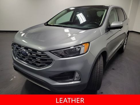 Used 2023 Ford Edge Titanium AWD/4WD image 4