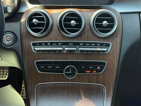 Used 2020 Mercedes-Benz C 300 4MATIC Sedan image 37