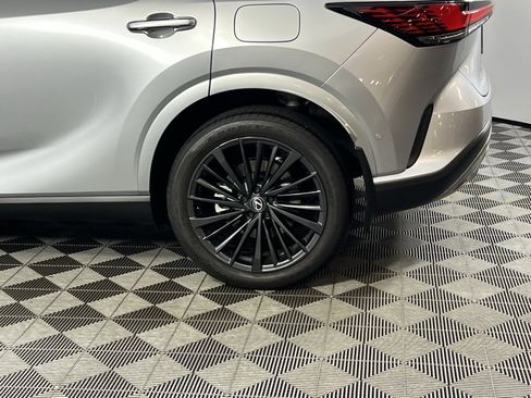 Used 2024 Lexus RX 350 Premium Plus image 9
