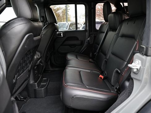 Used 2021 Jeep Wrangler Unlimited Rubicon w/ Dual Top Group image 24