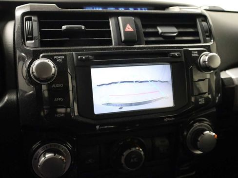Used 2014 Toyota 4Runner Trail image 31