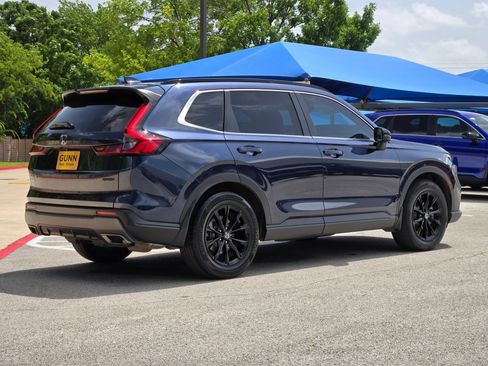 Used 2024 Honda CR-V Sport image 3