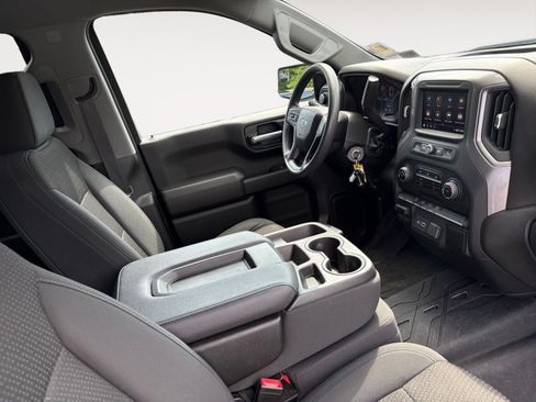 Used 2021 Chevrolet Silverado 1500 Custom Trail Boss w/ LPO, Dark Essentials Package AWD/4WD image 15