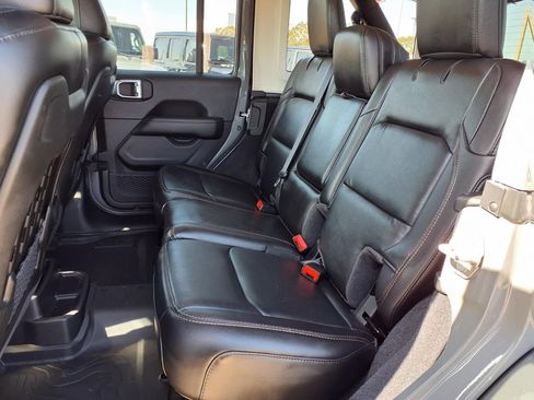 Used 2023 Jeep Wrangler Unlimited Rubicon 392 w/ Trailer Tow Package AWD/4WD image 27