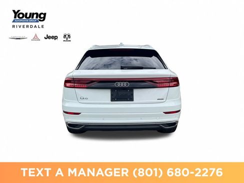Used 2023 Audi Q8 Premium AWD/4WD image 4