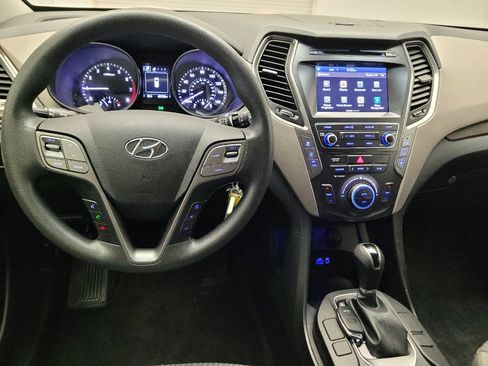 Used 2018 Hyundai Santa Fe SE FWD image 22
