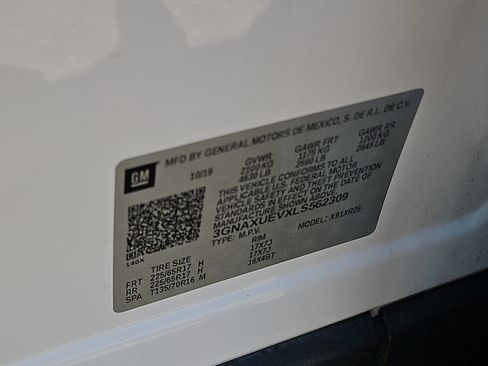 Used 2020 Chevrolet Equinox LT AWD/4WD image 14