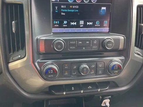 Used 2019 Chevrolet Silverado 1500 LT w/ All Star Edition AWD/4WD image 26