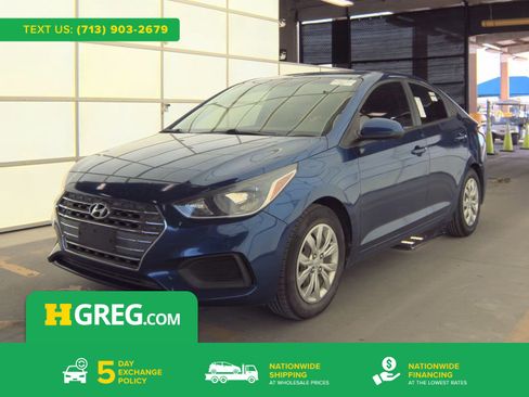 Used 2019 Hyundai Accent SE image 1