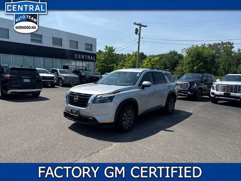 Used 2025 Nissan Pathfinder SV AWD/4WD image 1