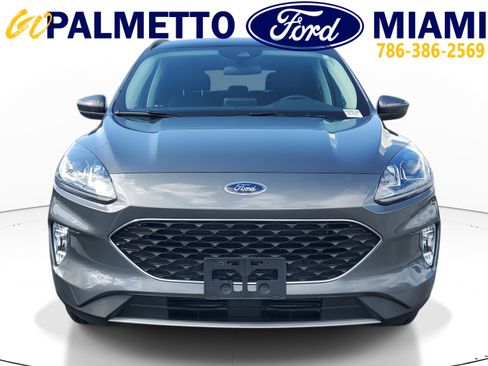 Used 2022 Ford Escape SEL image 2