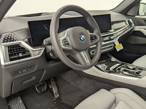 New 2026 BMW X5 sDrive40i w/ M Sport Package RWD image 4