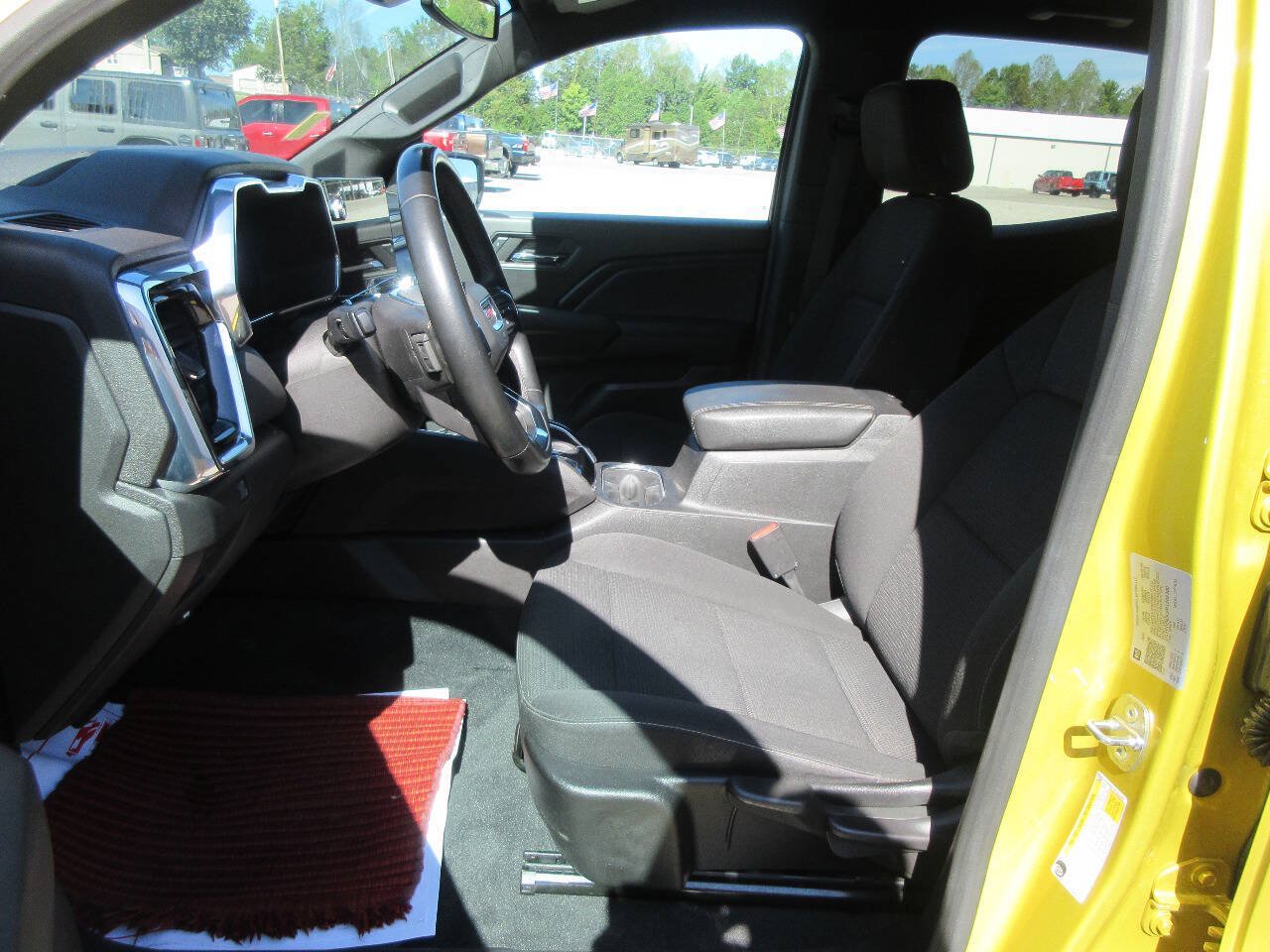 Used 2023 GMC Canyon Elevation w/ Convenience Package AWD/4WD image 13