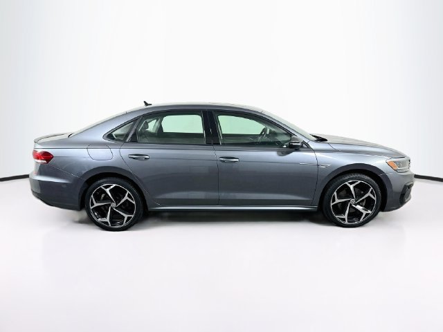 Used 2020 Volkswagen Passat 2.0T R-Line FWD image 9