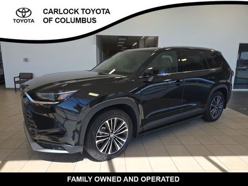 Used 2024 Toyota Grand Highlander AWD Hybrid image 3