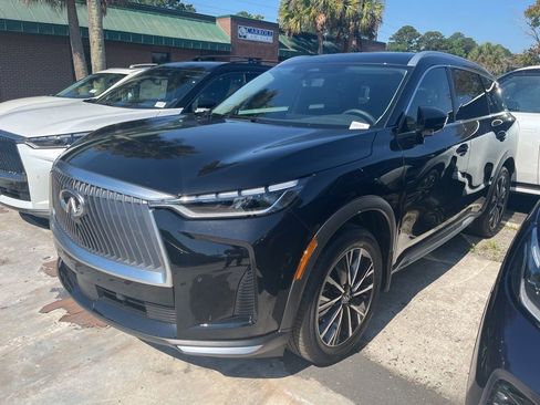 Certified 2026 INFINITI QX60 Luxe w/ Cargo Package FWD image 1