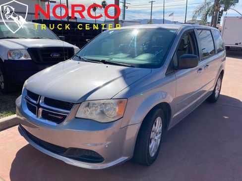 Used 2014 Dodge Grand Caravan SE w/ Quick Order Package 29E SE FWD image 1