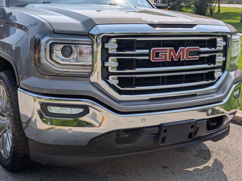Used 2017 GMC Sierra 1500 SLT w/ SLT Premium Package AWD/4WD image 11