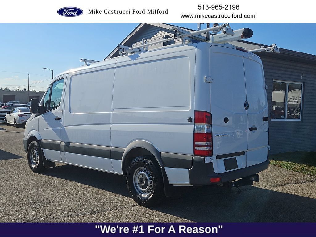 Used 2017 Mercedes-Benz Sprinter 2500 image 3