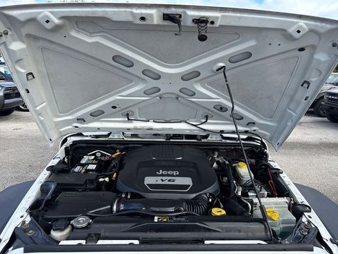 Used 2017 Jeep Wrangler Unlimited Sport w/ Quick Order Package 24S image 24