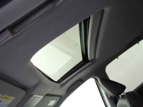 Used 2022 Honda Pilot Special Edition image 12