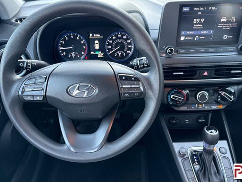 Used 2022 Hyundai Kona SEL image 15