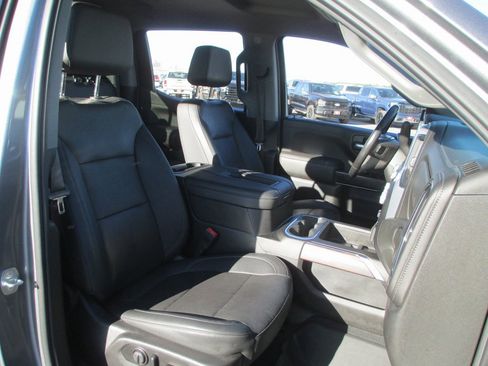 Used 2021 GMC Sierra 1500 SLT w/ SLT Premium Package image 19