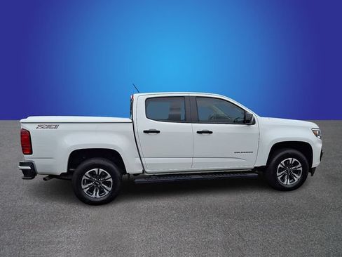 Used 2022 Chevrolet Colorado Z71 AWD/4WD image 4