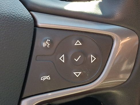 Used 2023 GMC Acadia AT4 w/ Technology Package AWD/4WD image 26