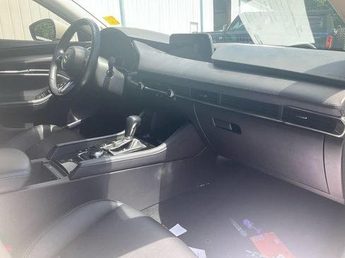 Used 2025 MAZDA MAZDA3 s FWD image 11