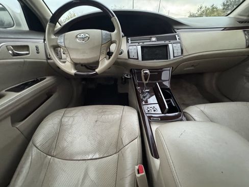 Used 2008 Toyota Avalon Limited image 10