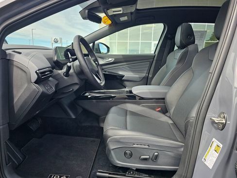 Used 2023 Volkswagen ID.4 Pro S AWD/4WD image 10