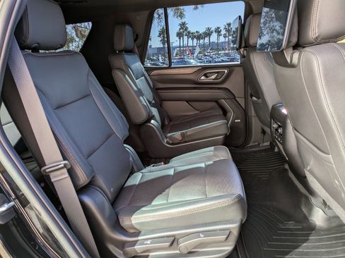Certified 2024 Chevrolet Tahoe High Country w/ Advanced Technology Package AWD/4WD image 26