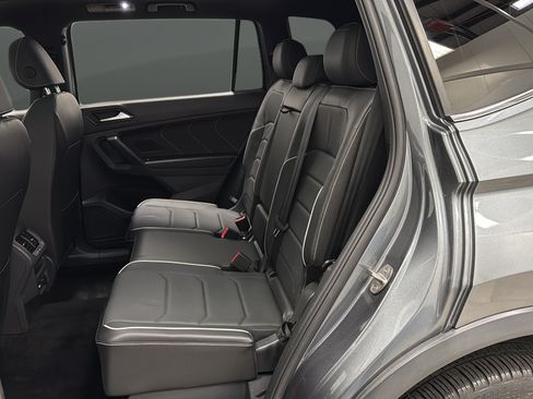 Used 2023 Volkswagen Tiguan SEL R-Line AWD/4WD image 23