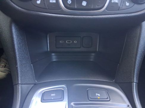 Used 2024 Chevrolet Equinox LT AWD/4WD image 22
