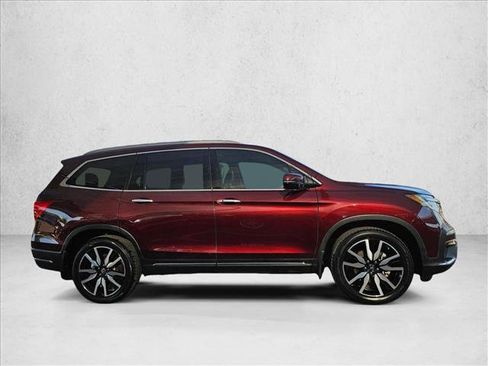 Used 2022 Honda Pilot Touring image 4