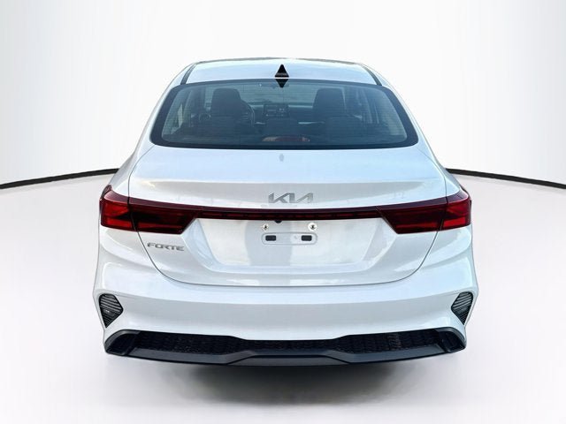 Certified 2023 Kia Forte LXS w/ LXS Technology Package FWD image 6