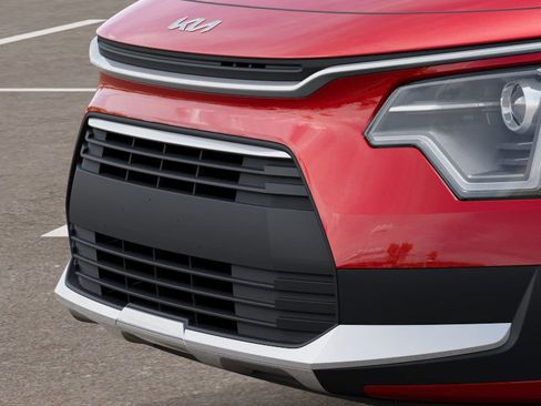 New 2025 Kia Niro LX image 12