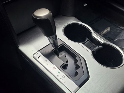 Used 2013 Toyota Camry SE image 35