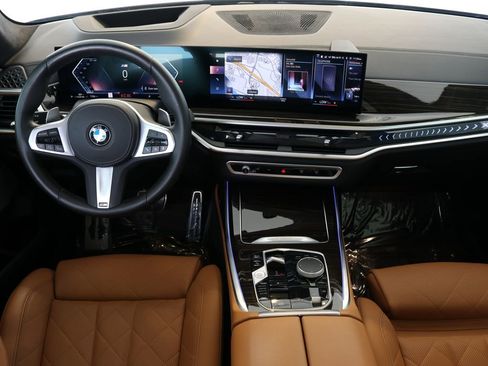 Used 2023 BMW X7 xDrive40i w/ M Sport Package image 20