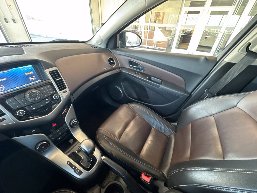 Used 2016 Chevrolet Cruze LTZ w/ Sun, Sound and Sport Package FWD image 26
