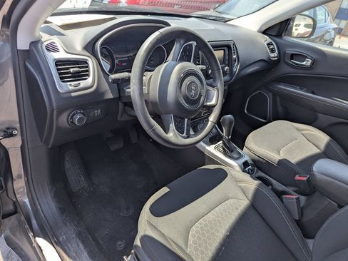 Used 2018 Jeep Compass Sport AWD/4WD image 11